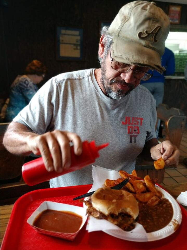 Birmingham’s Rocket BBQ: A timeless local ritual