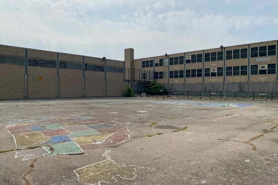 Vacant Chicago schools set for new life