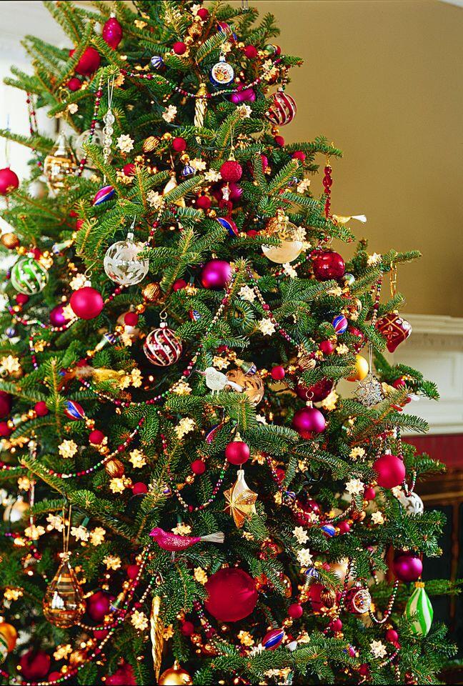 Holiday Decor Trends to Ditch ASAP