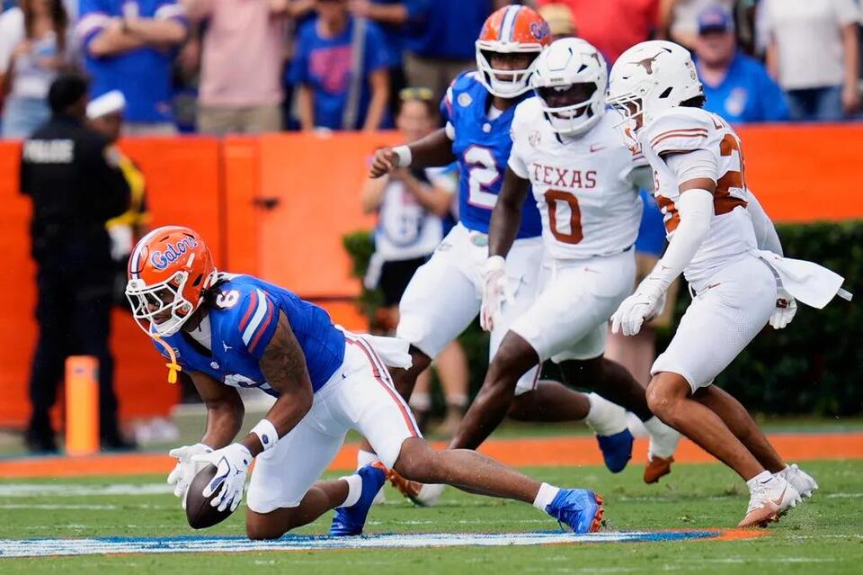Texas Longhorns shake up before Citrus Bowl
