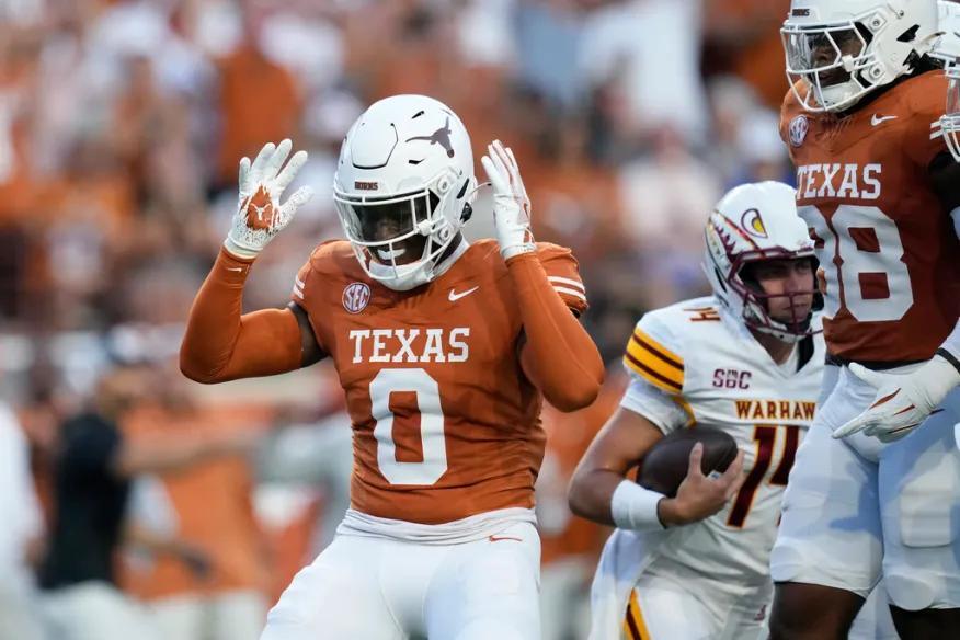 Texas Longhorns shake up before Citrus Bowl
