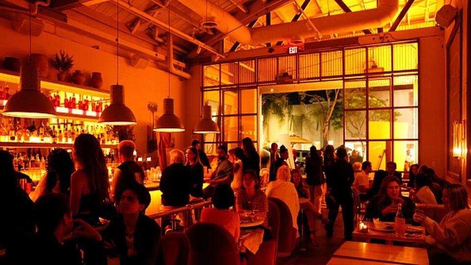 LA bar staff get offered Instagram clout instead of a tip