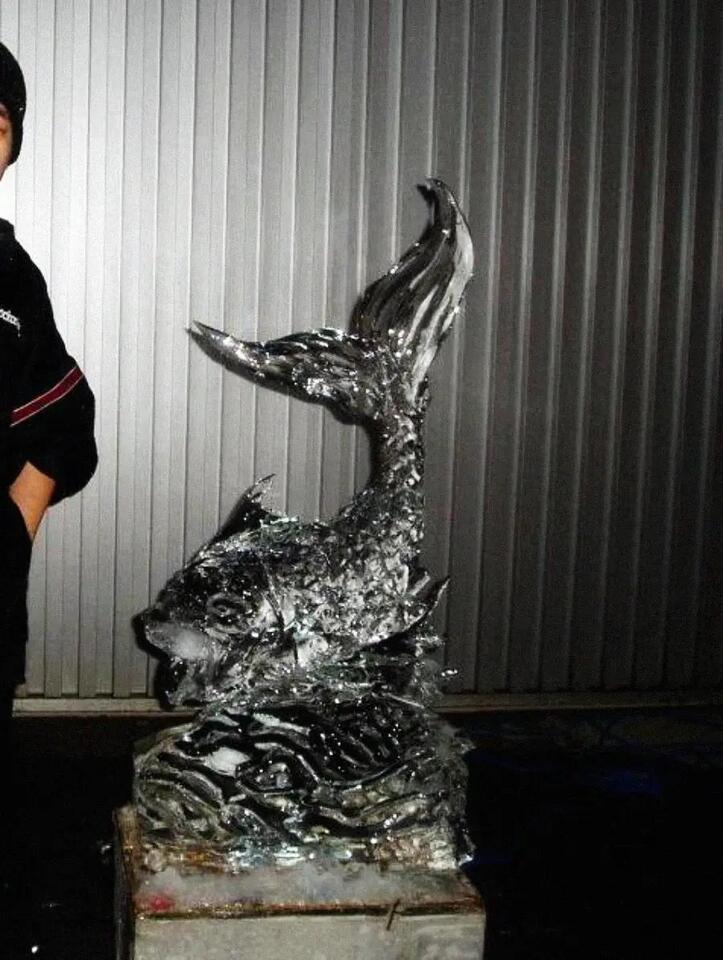 Ice Sculptures: Too Pretty to Melt? ❄️