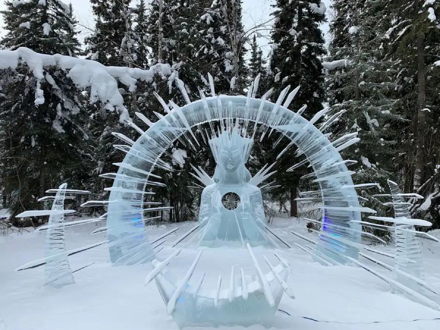 Ice Sculptures: Too Pretty to Melt? ❄️