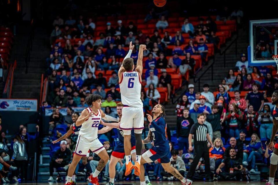 Carmichael’s breakout night lifts Boise State
