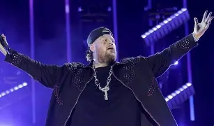 Jelly Roll’s Tearful Confession 😢